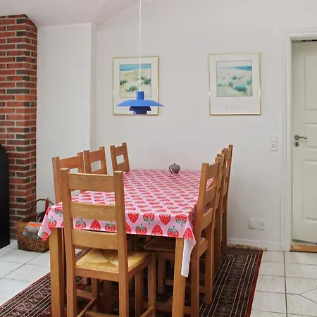 Four-bedroom Holiday In * Hals